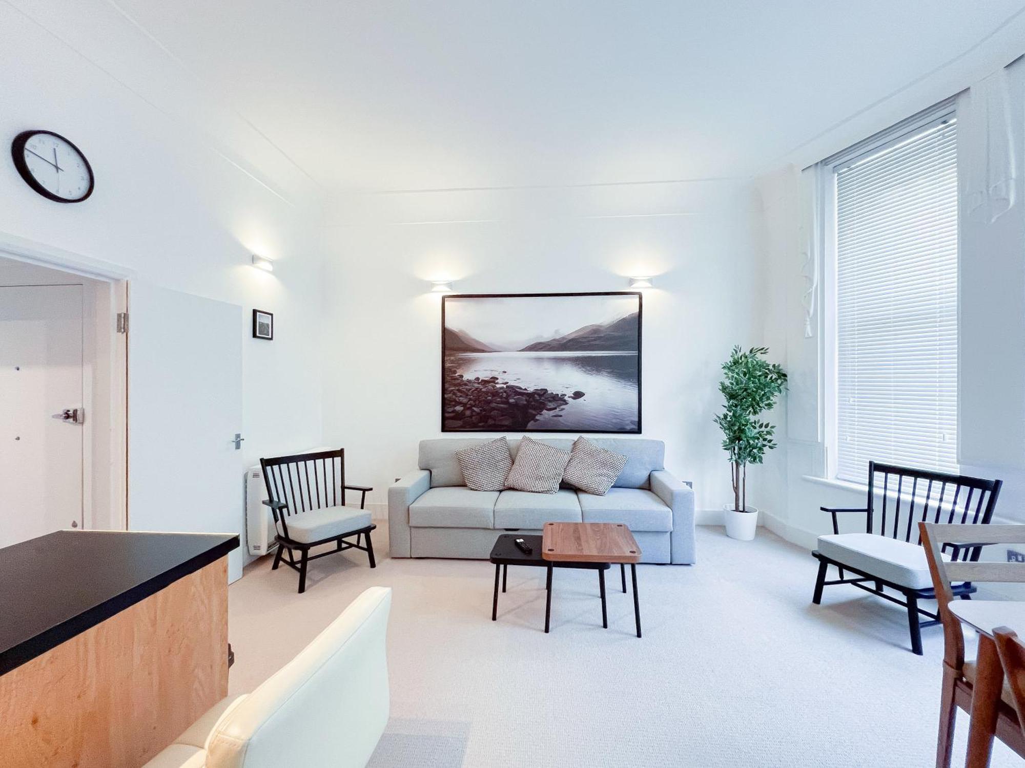 The Fitz Apartment *